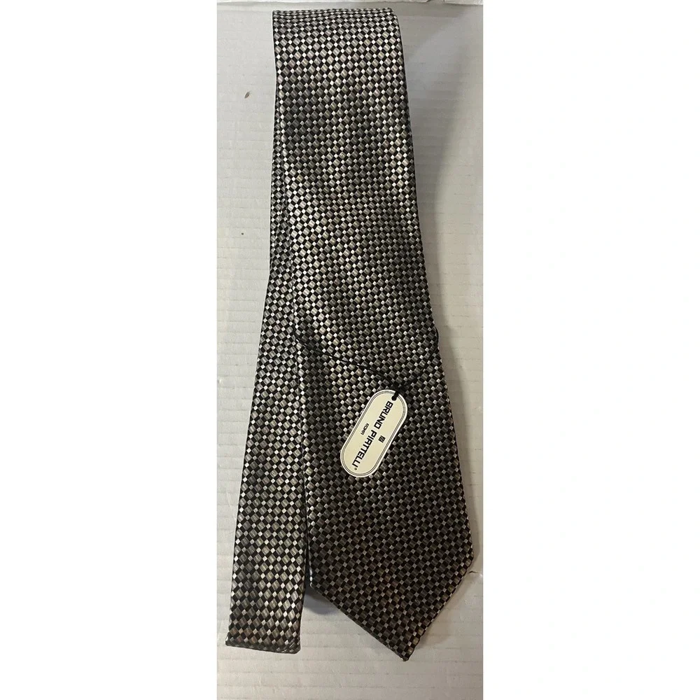 NEW BRUNO PIRTELLI MEN'S TIE 100%‎ SILK MADE IN USA